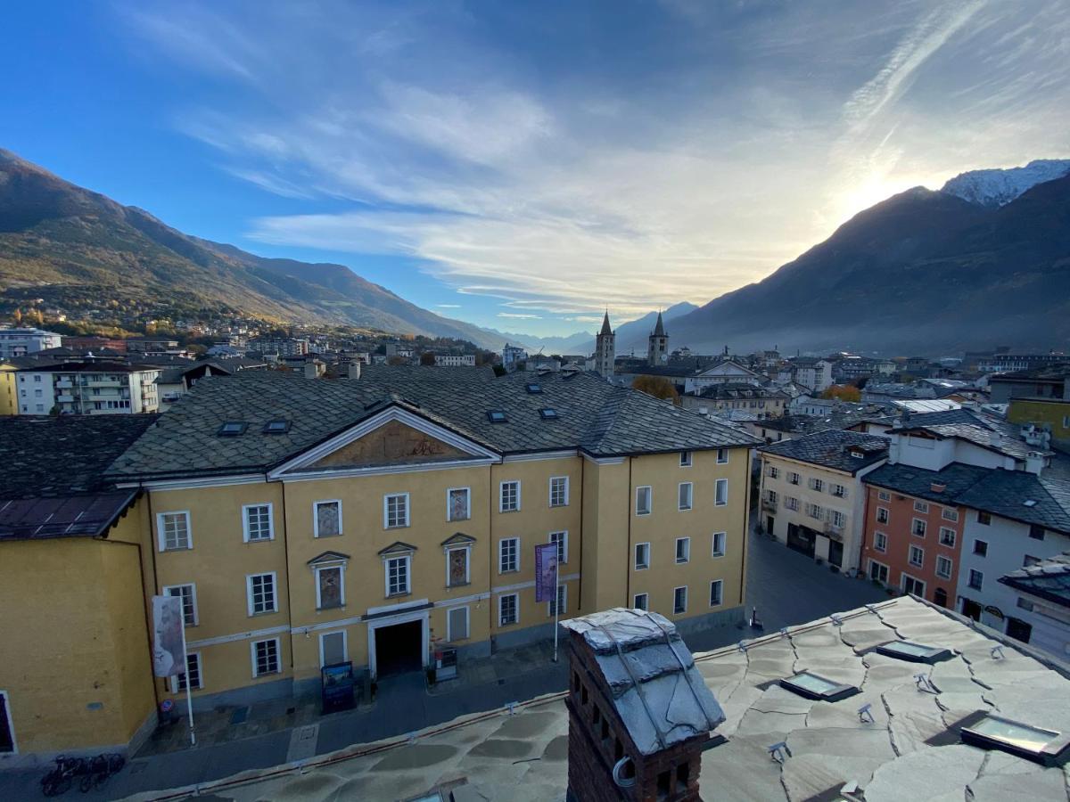 Mansarda Del Sole, Nel Cuore Di Aosta Exterior foto