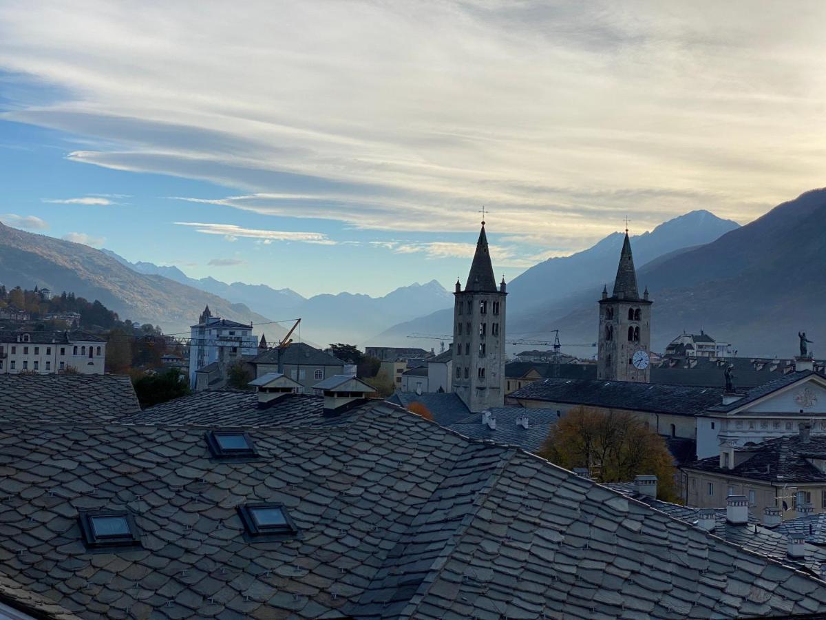 Mansarda Del Sole, Nel Cuore Di Aosta Exterior foto