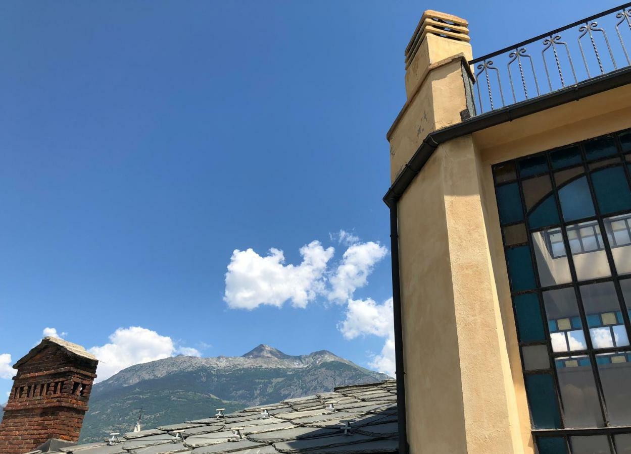 Mansarda Del Sole, Nel Cuore Di Aosta Exterior foto