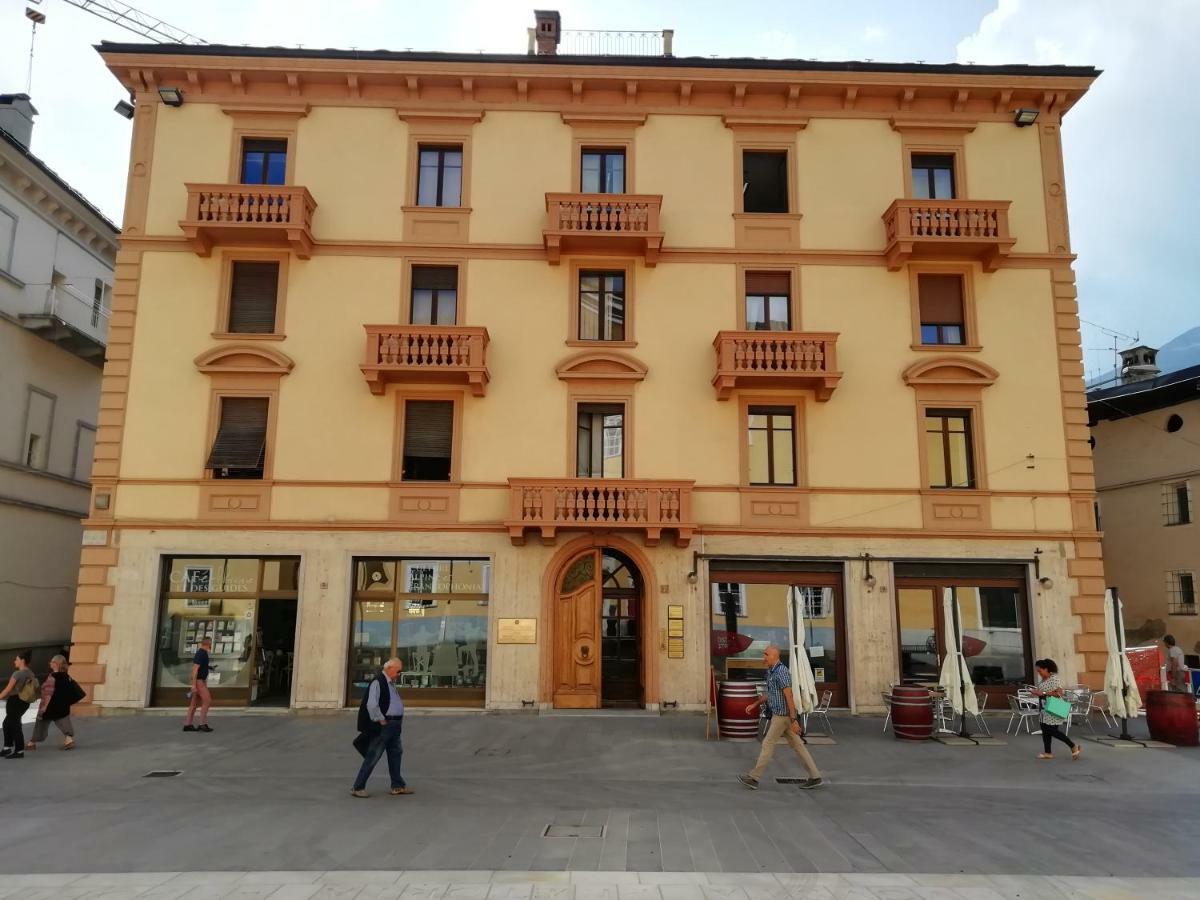 Mansarda Del Sole, Nel Cuore Di Aosta Exterior foto