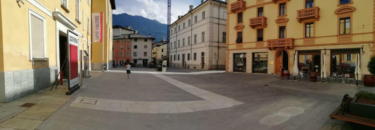 Mansarda Del Sole, Nel Cuore Di Aosta Exterior foto